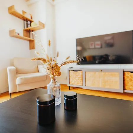 Lägenhet Bonaltitude - T3bis - Serenite, Vue Sur Pyrenees *